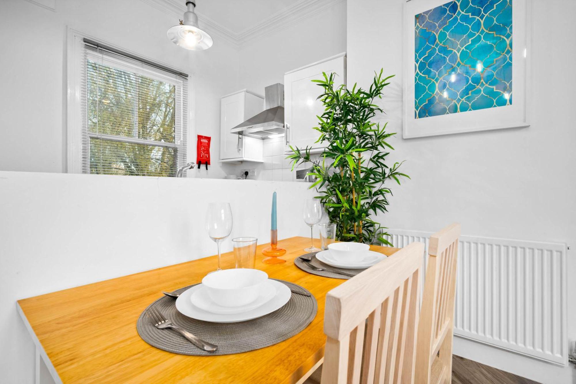 Luxury Apartment - Wolverhampton - Netflix - Smart Tv - Fast Wifi - 7Apc Dış mekan fotoğraf